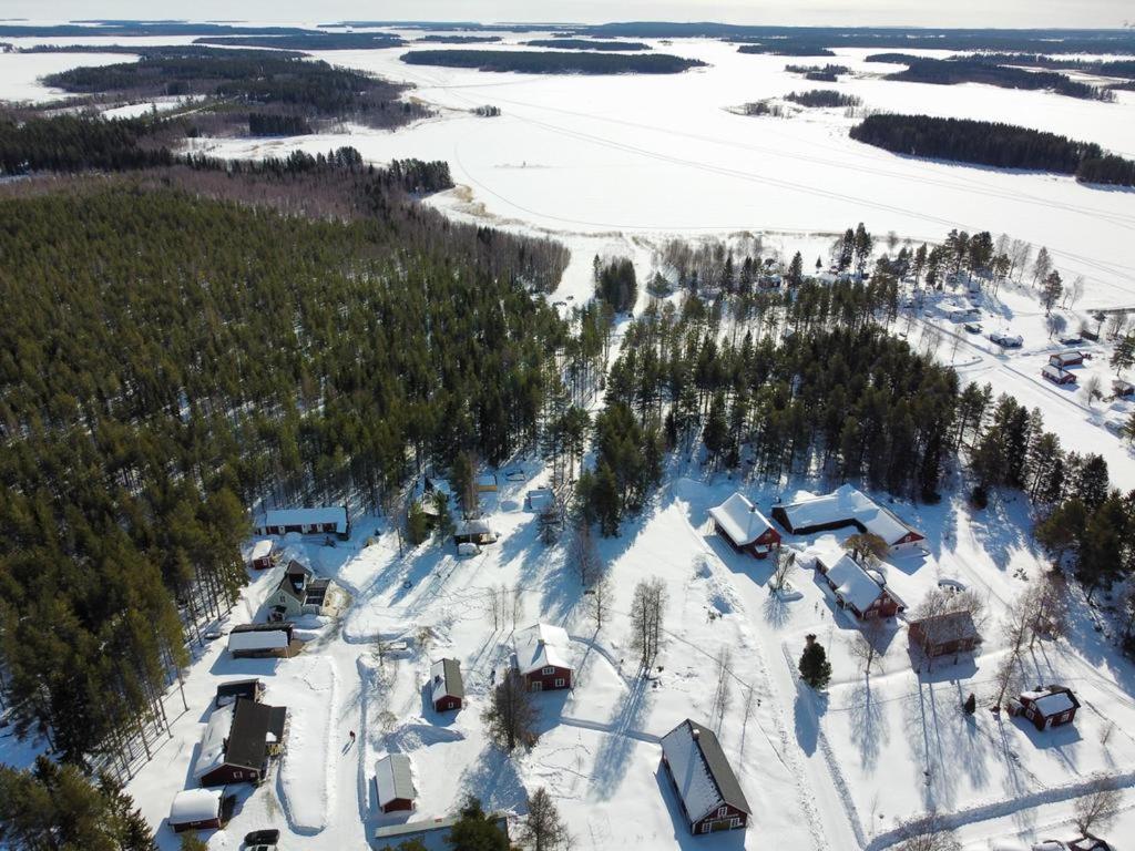 Torpet - Bed And Breakfast Med Charm Norrfjarden Exterior photo